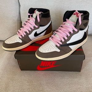 Jordan 1 Travis Scott high Mocha Men’s SZ9